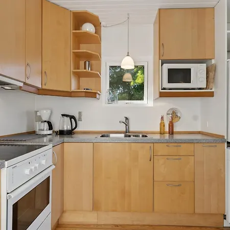 Holiday home Krischan - 500m From The Sea By Interhome Allinge-Sandvig